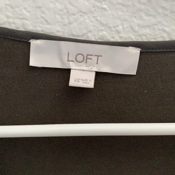 LOFT long sleeve blouse - Picture 2 of 2